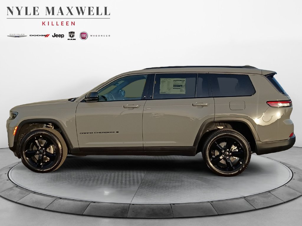 New 2027 Jeep Grand Cherokee L Limited w/ Limited Altitude Package AWD/4WD image 13