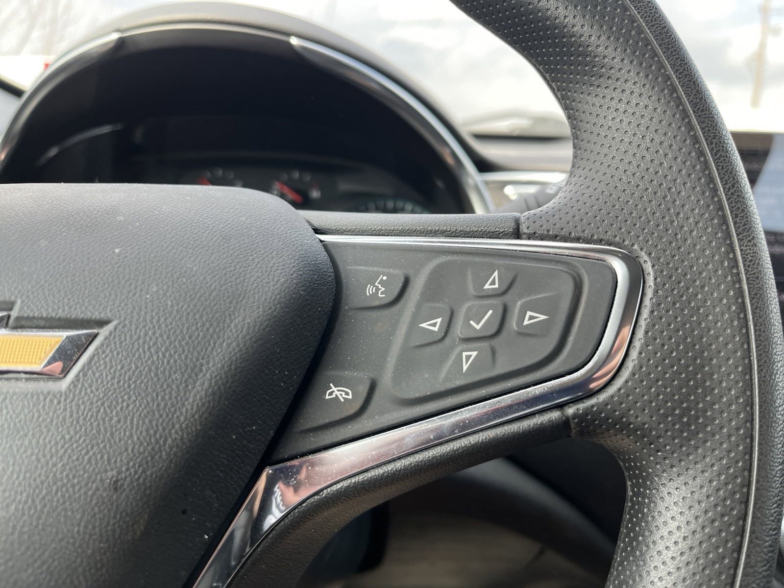 Used 2021 Chevrolet Malibu LT image 12