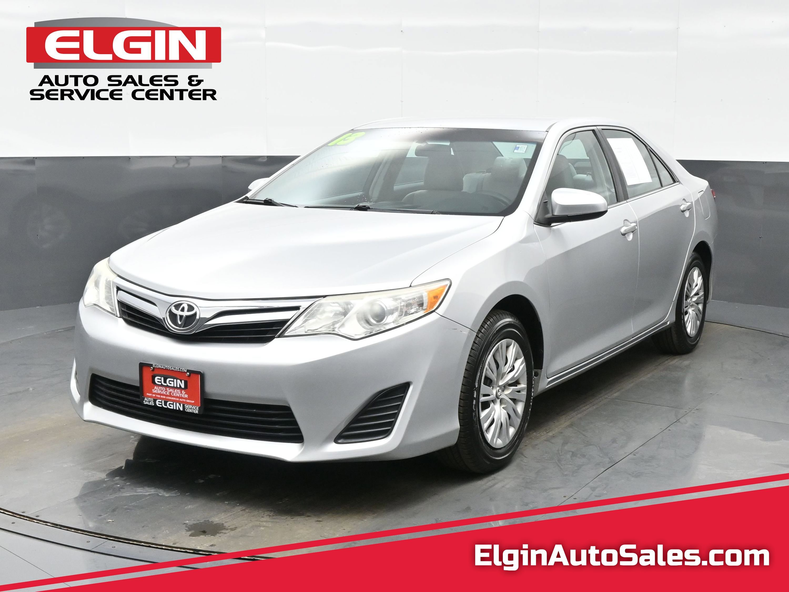 Used 2013 Toyota Camry LE image 1