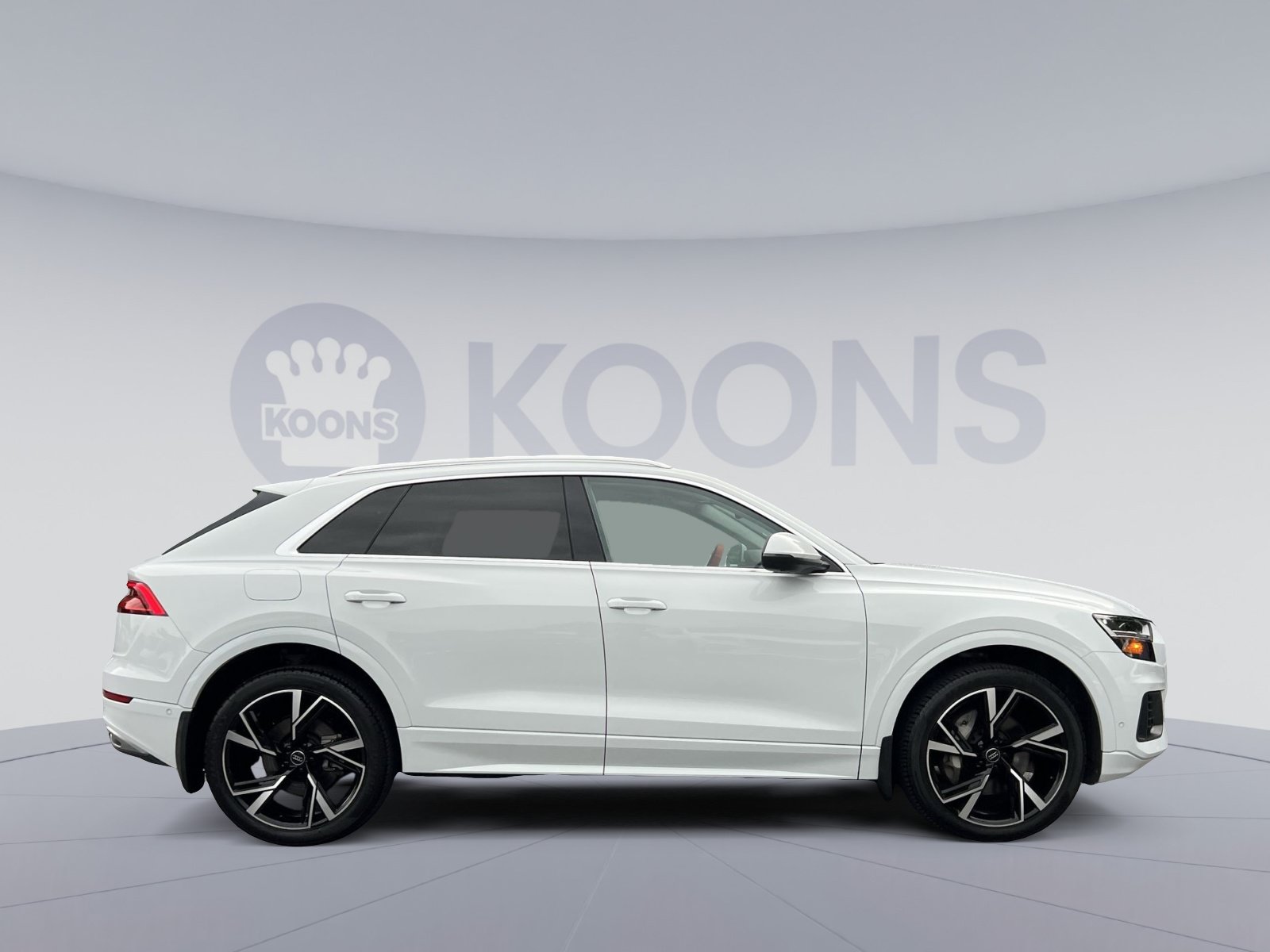 Used 2022 Audi Q8 Premium w/ Convenience Package AWD/4WD image 12