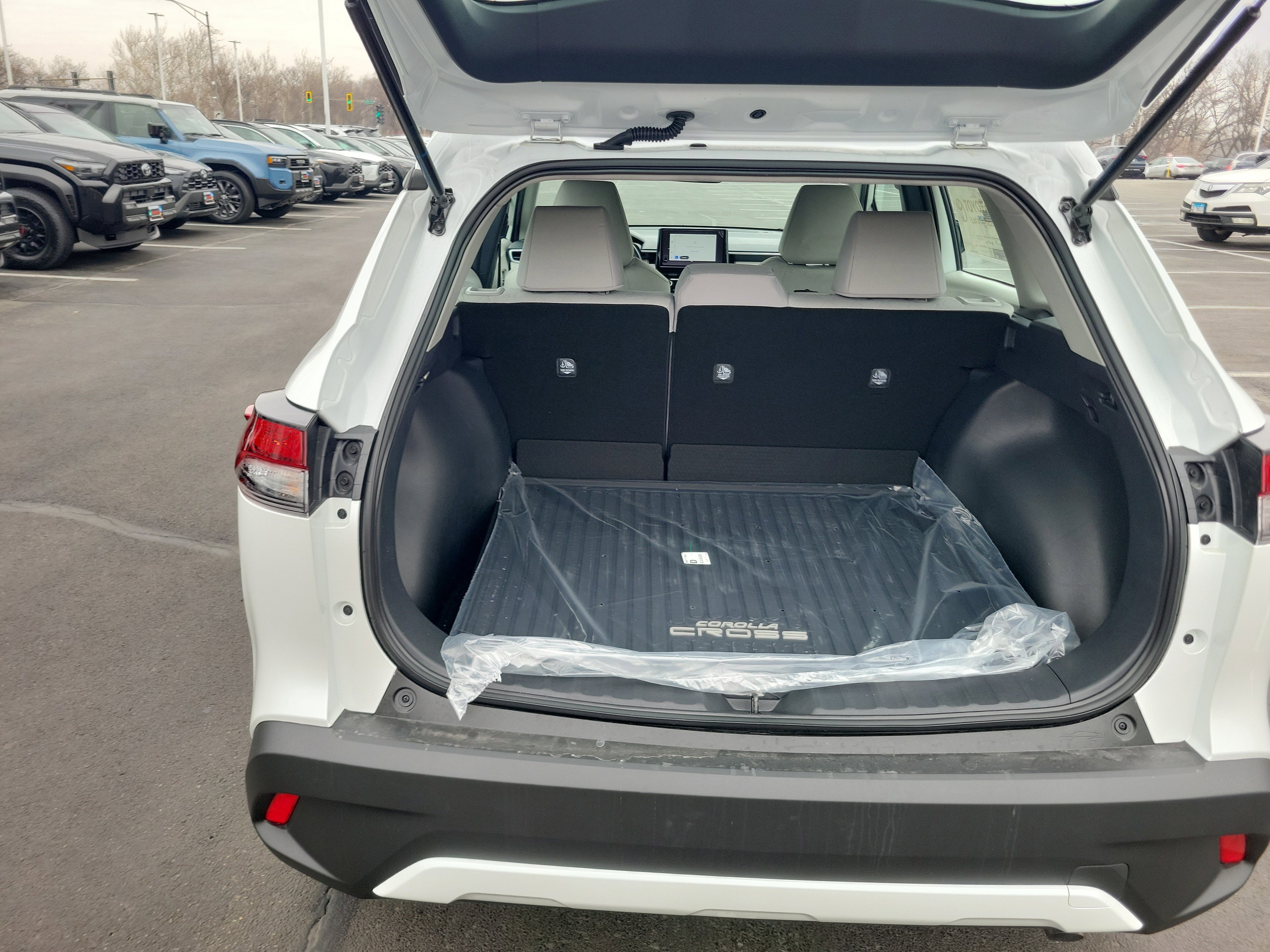 New 2026 Toyota Corolla Cross L image 9