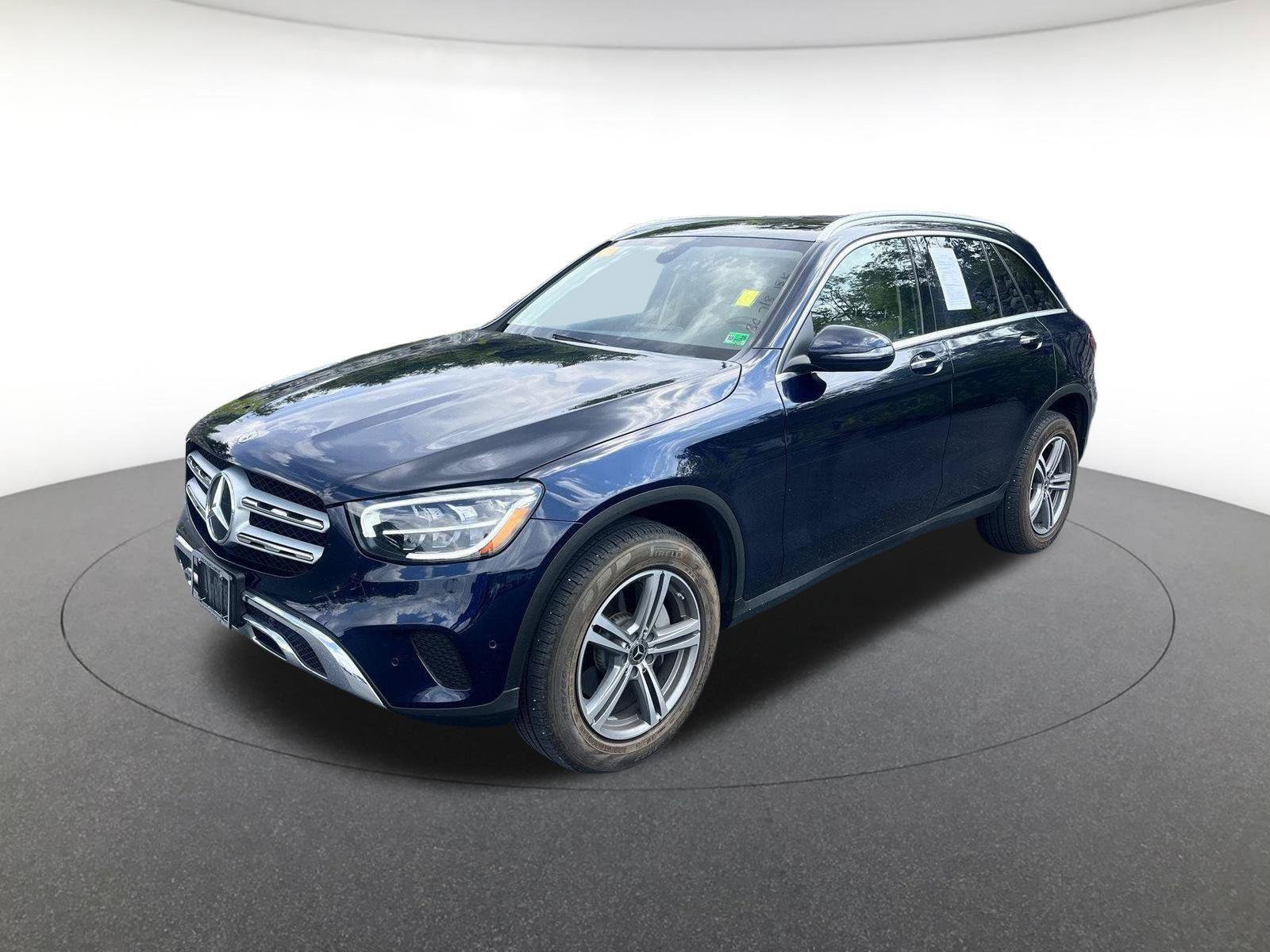 Used 2021 Mercedes-Benz GLC 300 4MATIC image 3