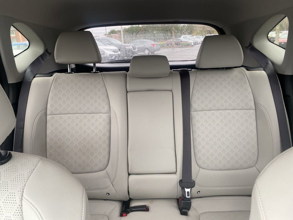 Used 2023 Kia Seltos EX image 32
