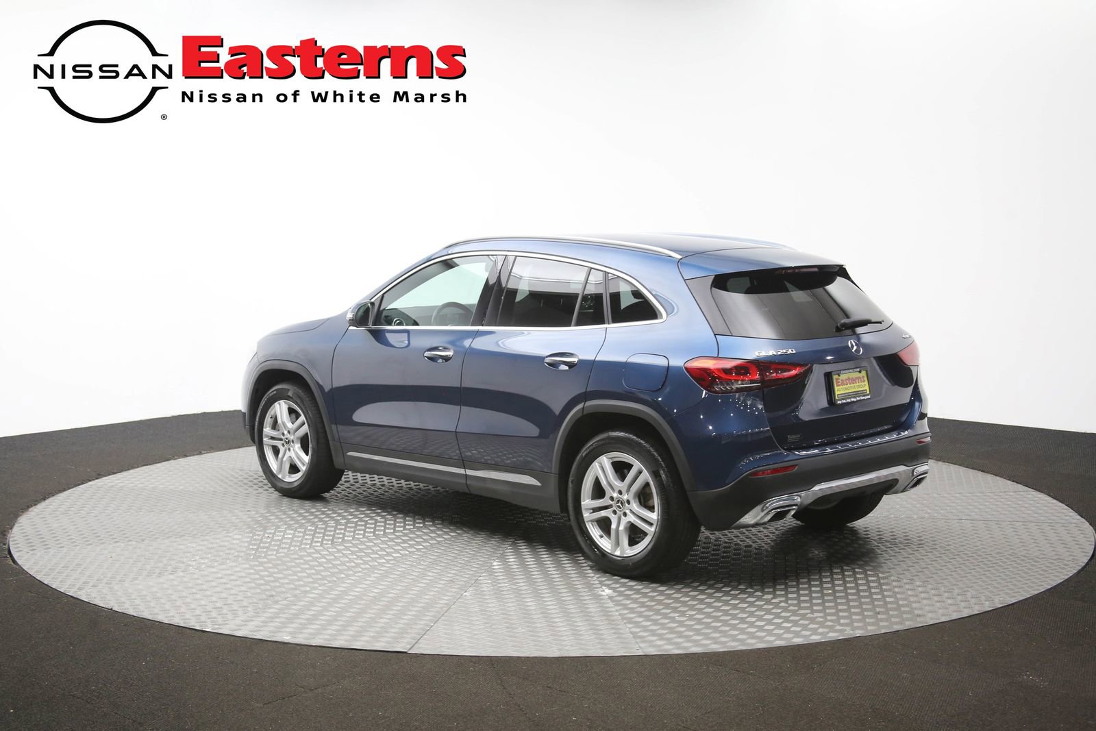 Used 2023 Mercedes-Benz GLA 250 4MATIC w/ Premium Package image 63