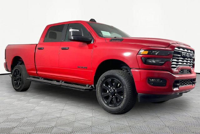 Used 2026 RAM 2500 Big Horn AWD/4WD image 2