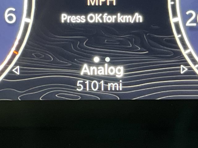 Used 2025 Jeep Grand Cherokee Limited w/ Luxury Tech Group II image 6