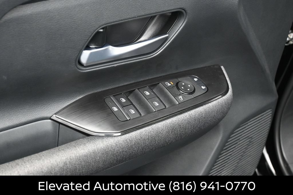 Certified 2026 Nissan Kicks SV w/ SV Premium Package AWD/4WD image 14