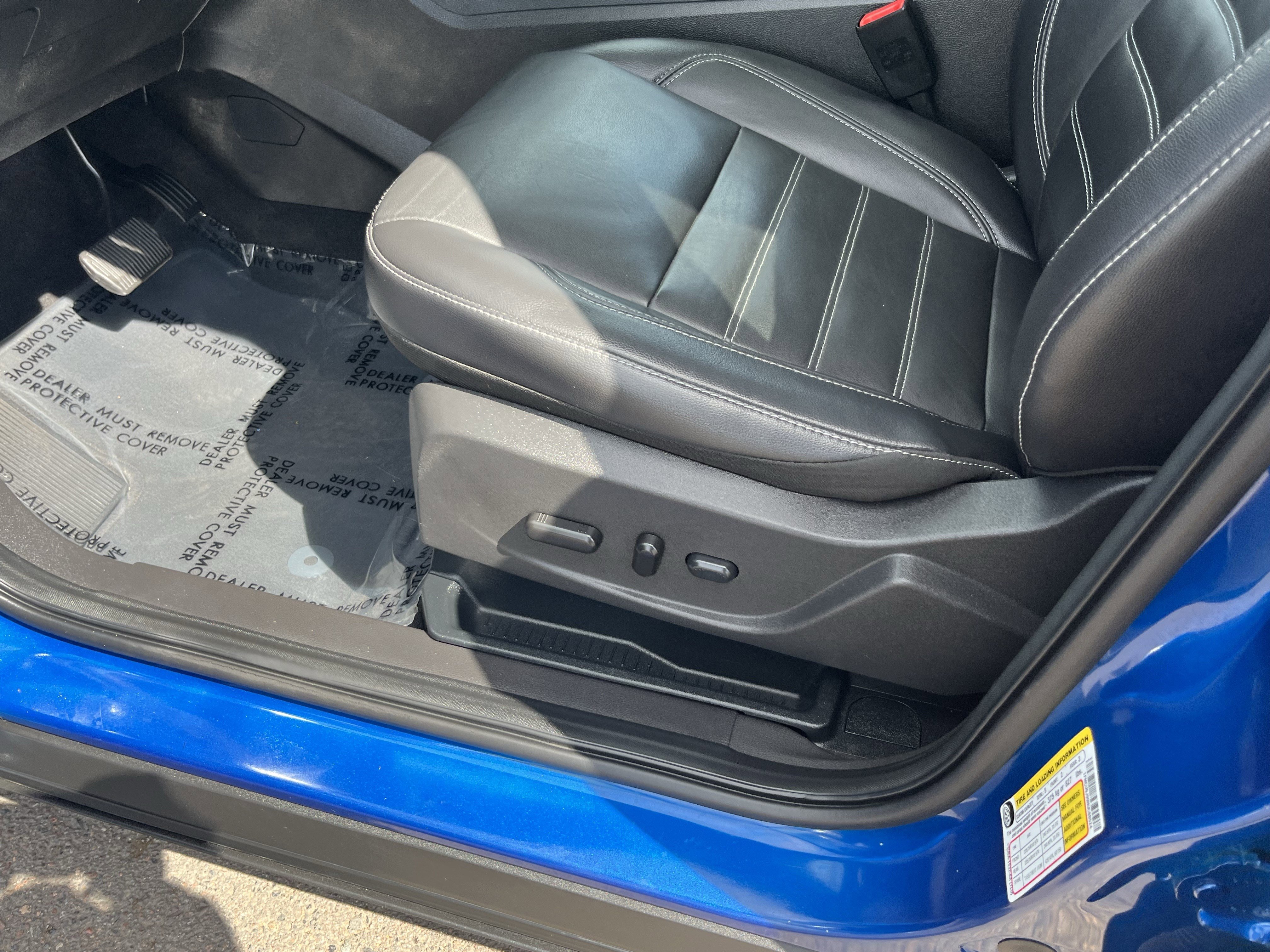 Used 2017 Ford Escape Titanium w/ Equipment Group 301A image 17