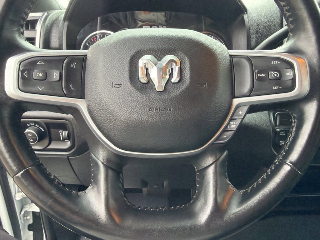Used 2024 RAM 3500 Big Horn AWD/4WD image 18