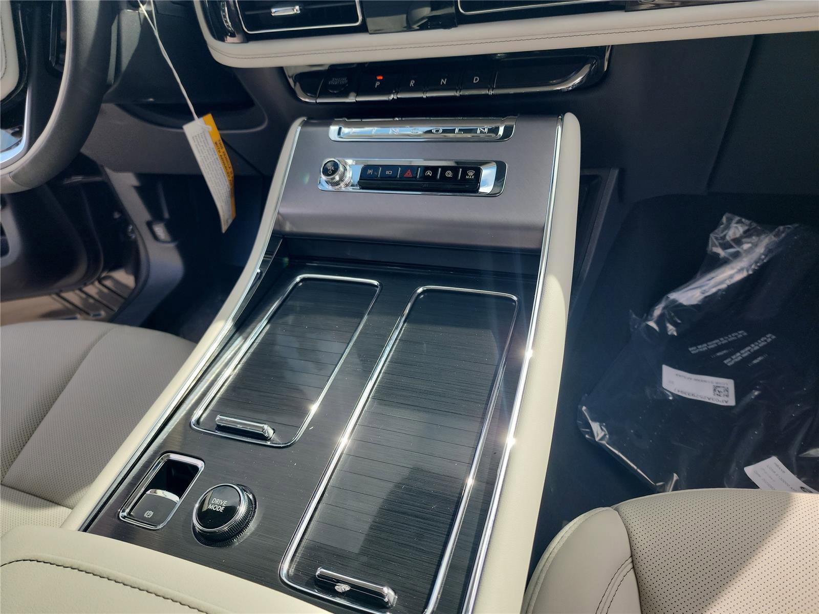 New 2026 Lincoln Aviator 2WD image 26