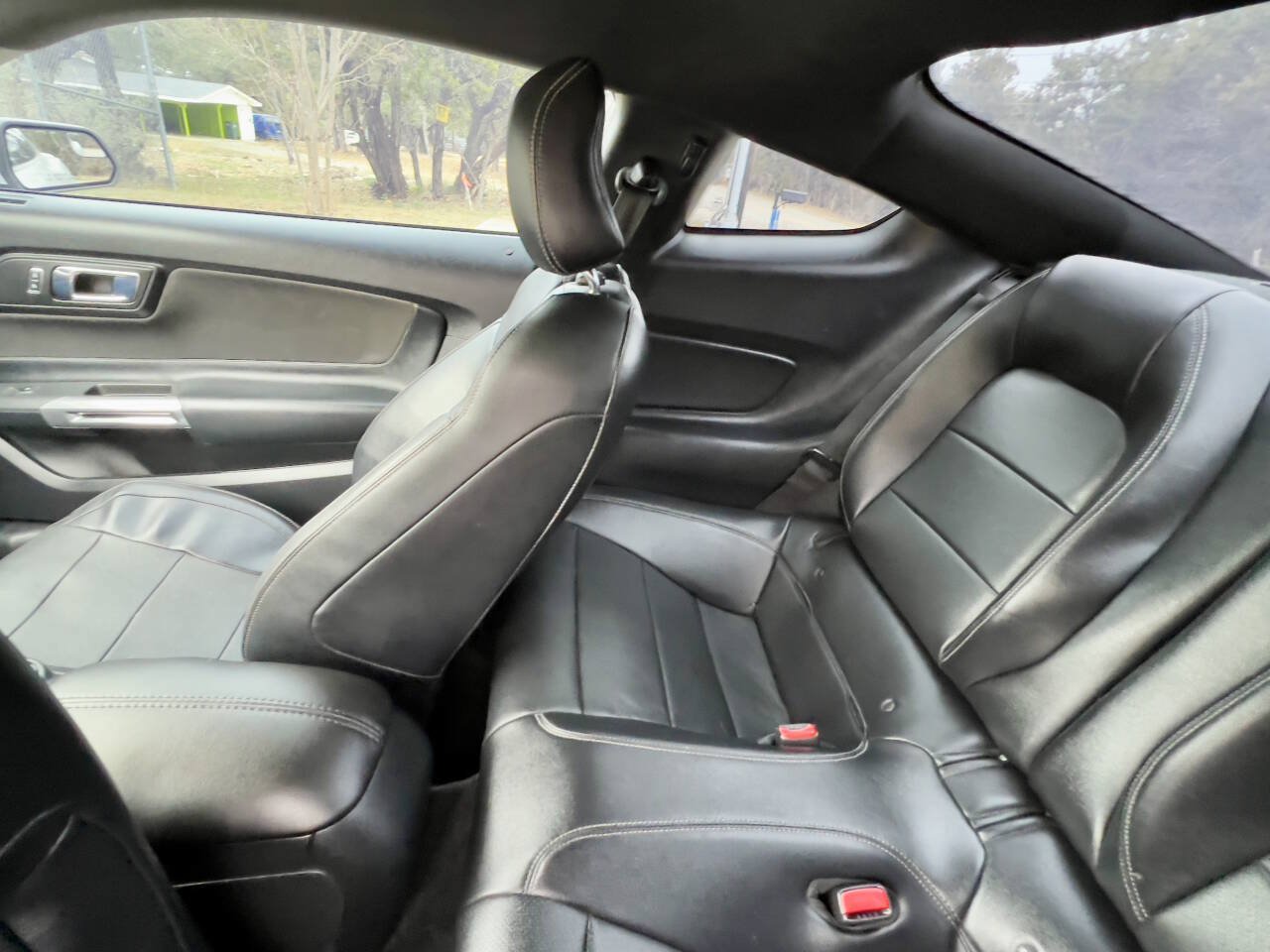 Used 2016 Ford Mustang GT RWD image 30
