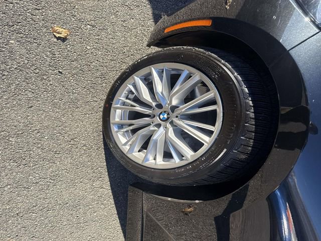 Used 2023 BMW 330i xDrive Sedan w/ Driving Assistance Package image 13