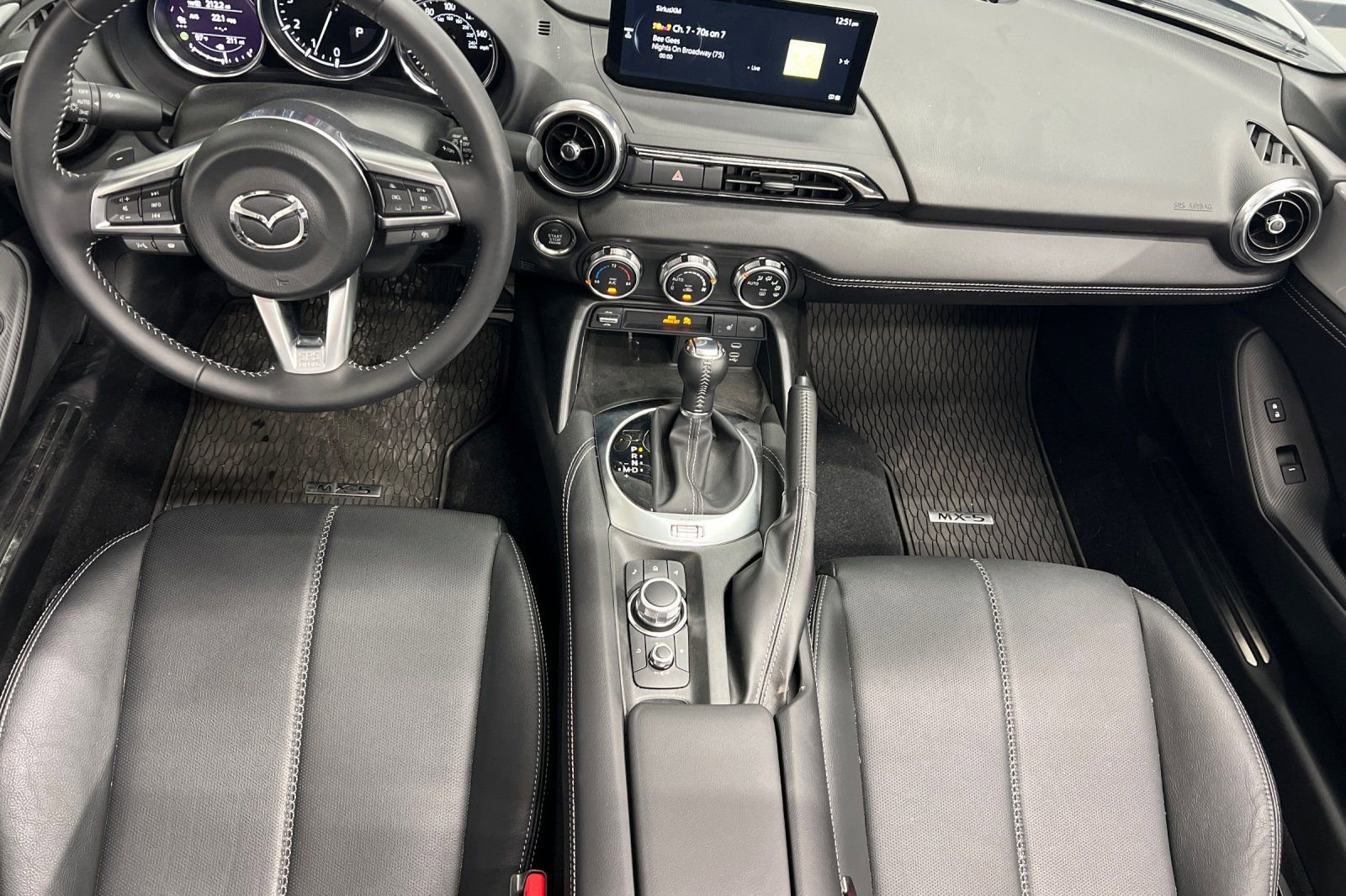 Used 2024 MAZDA MX-5 Miata RF Grand Touring w/ Weather Package image 10