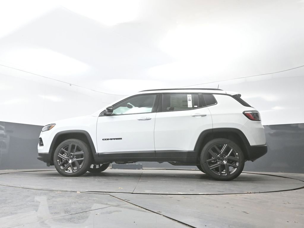 New 2026 Jeep Compass Latitude image 40