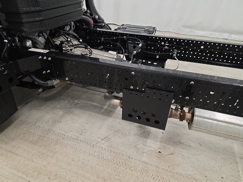 New 2026 Isuzu NPR image 13