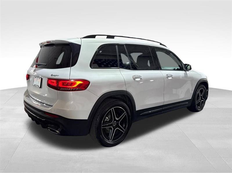 Used 2020 Mercedes-Benz GLB 250 4MATIC image 5