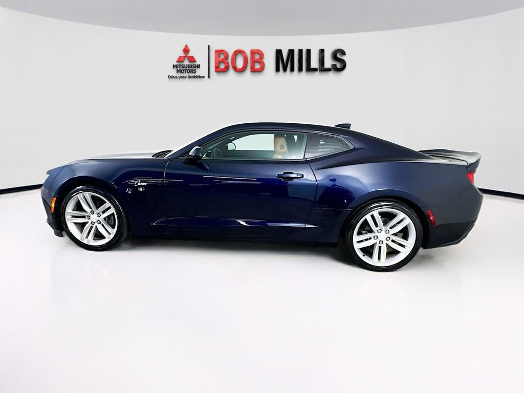 Used 2016 Chevrolet Camaro LT RWD image 4