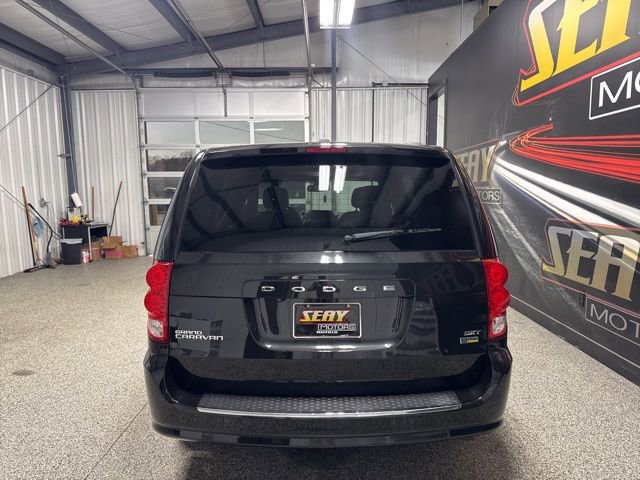 Used 2019 Dodge Grand Caravan SXT image 14