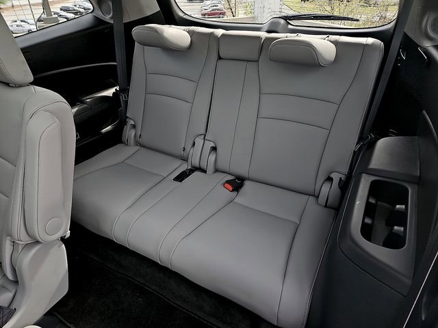 Used 2017 Honda Pilot Elite image 10