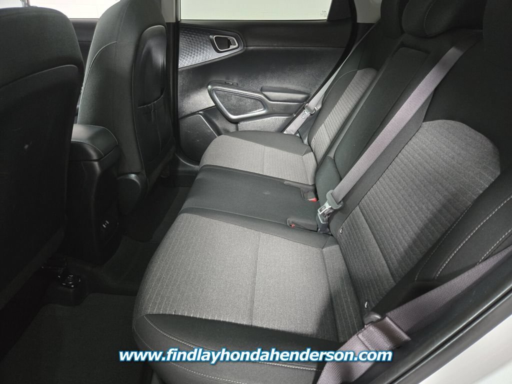 Used 2023 Kia Soul EX FWD image 16