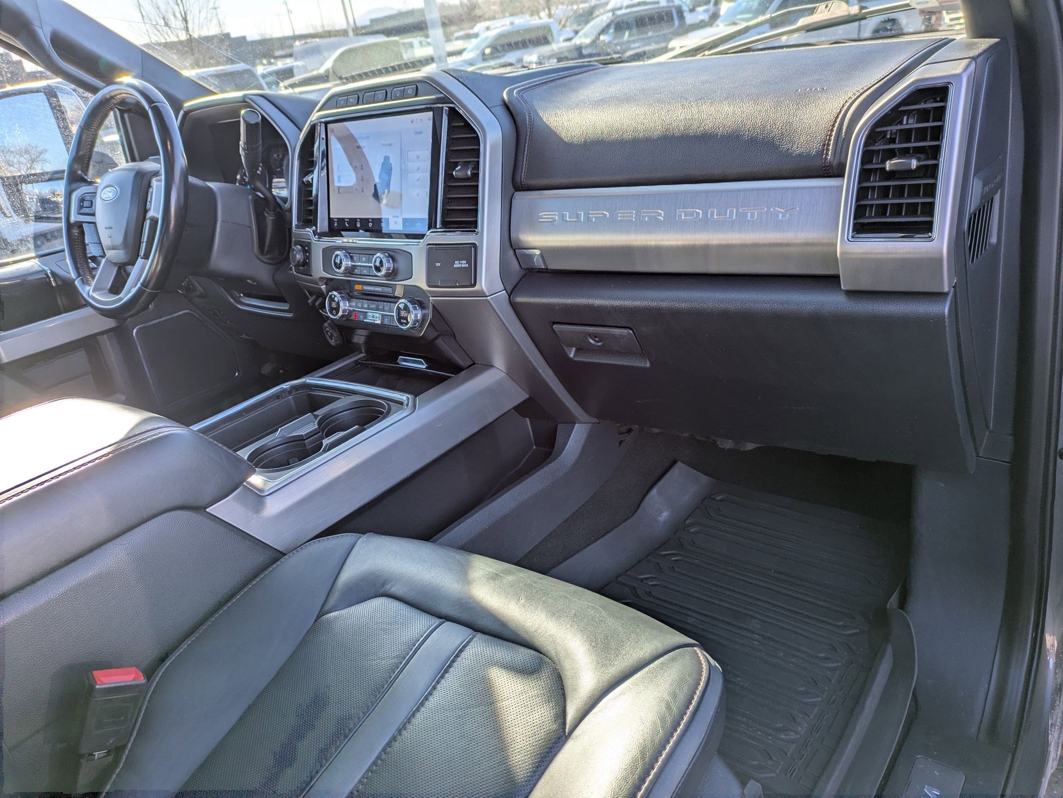 Used 2022 Ford F350 Platinum image 36