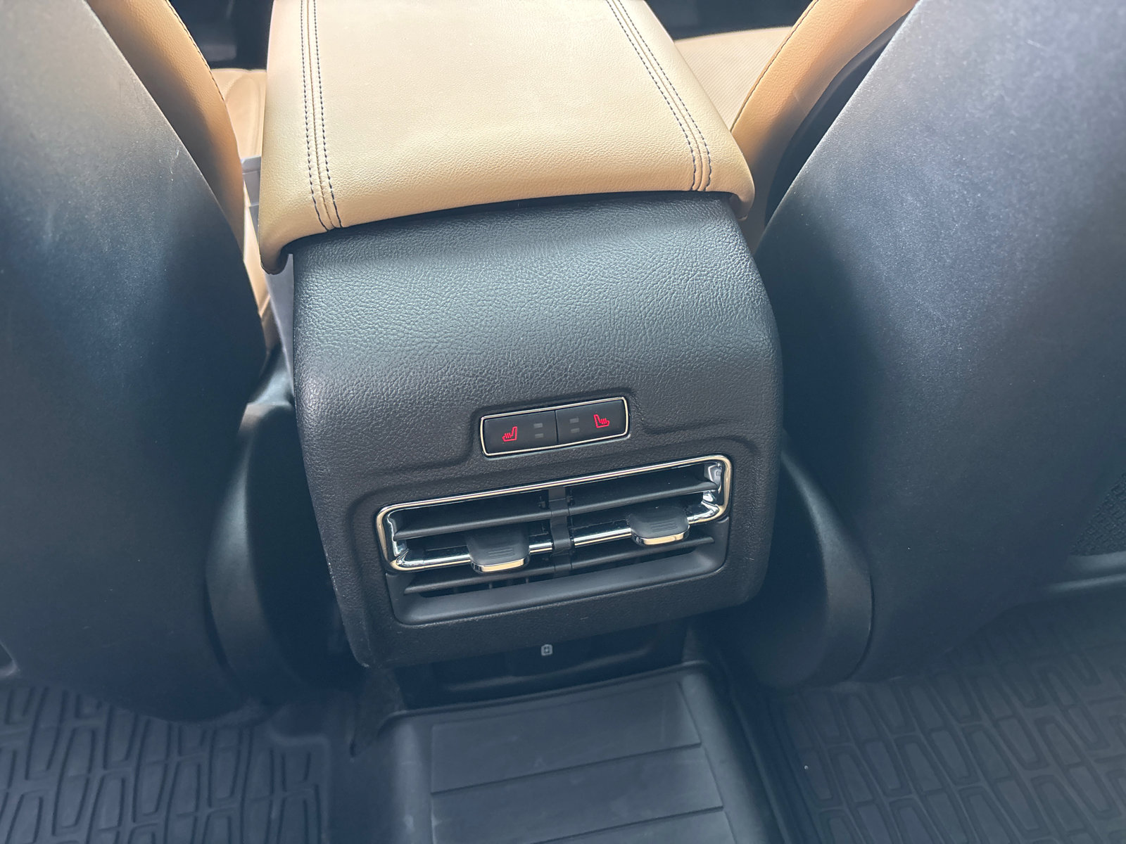 Certified 2022 Lincoln Corsair Reserve w/ Equipment Group 201A image 33