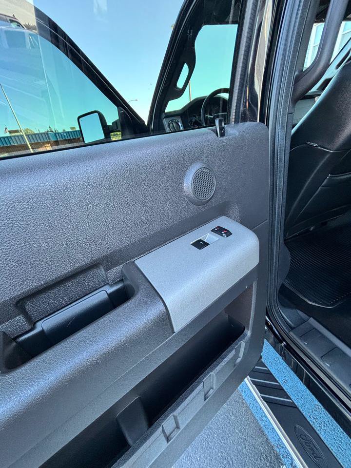 Used 2016 Ford F350 Lariat w/ Lariat Ultimate Package AWD/4WD image 34