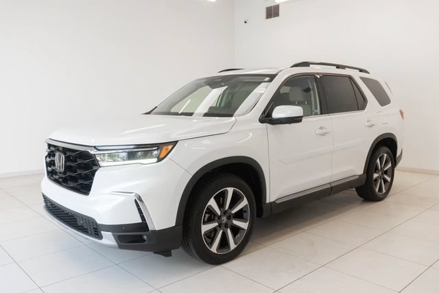 Used 2025 Honda Pilot Elite image 29