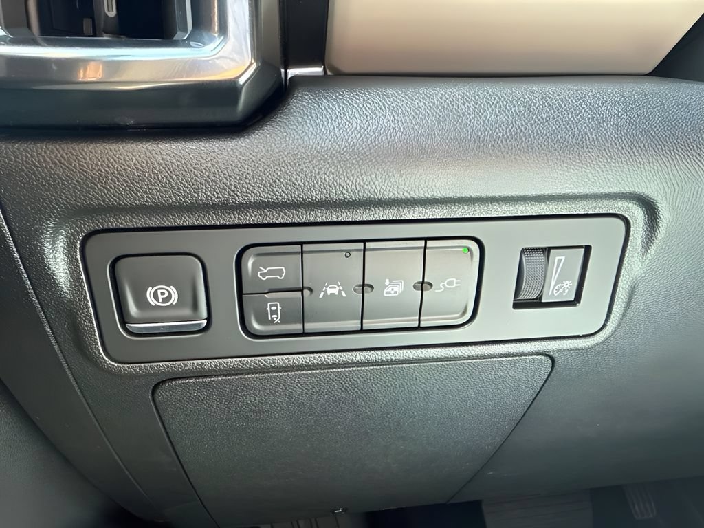 Used 2026 GMC Hummer EV SUV AWD/4WD image 26
