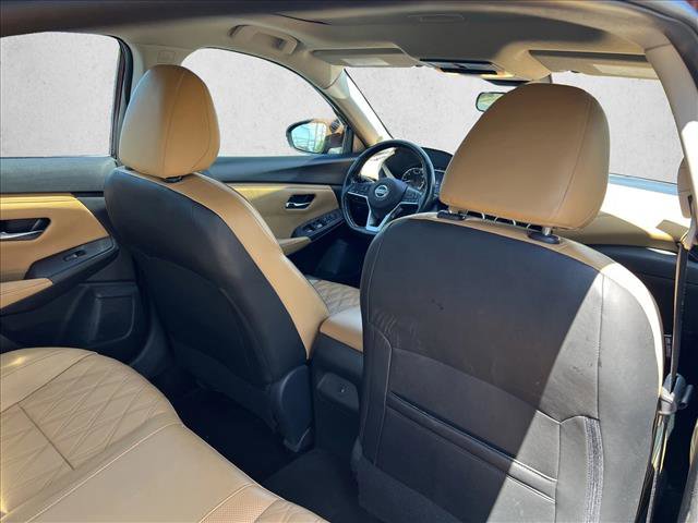 Used 2023 Nissan Sentra SV w/ SV Premium Package image 22