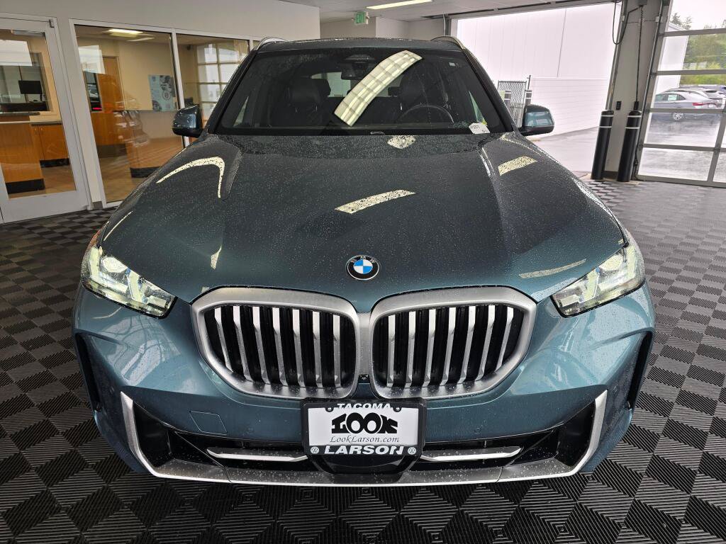 Used 2026 BMW X5 xDrive40i AWD/4WD image 8