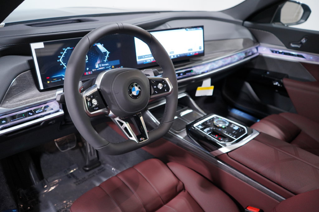 New 2026 BMW 760i xDrive w/ Executive Package AWD/4WD image 6