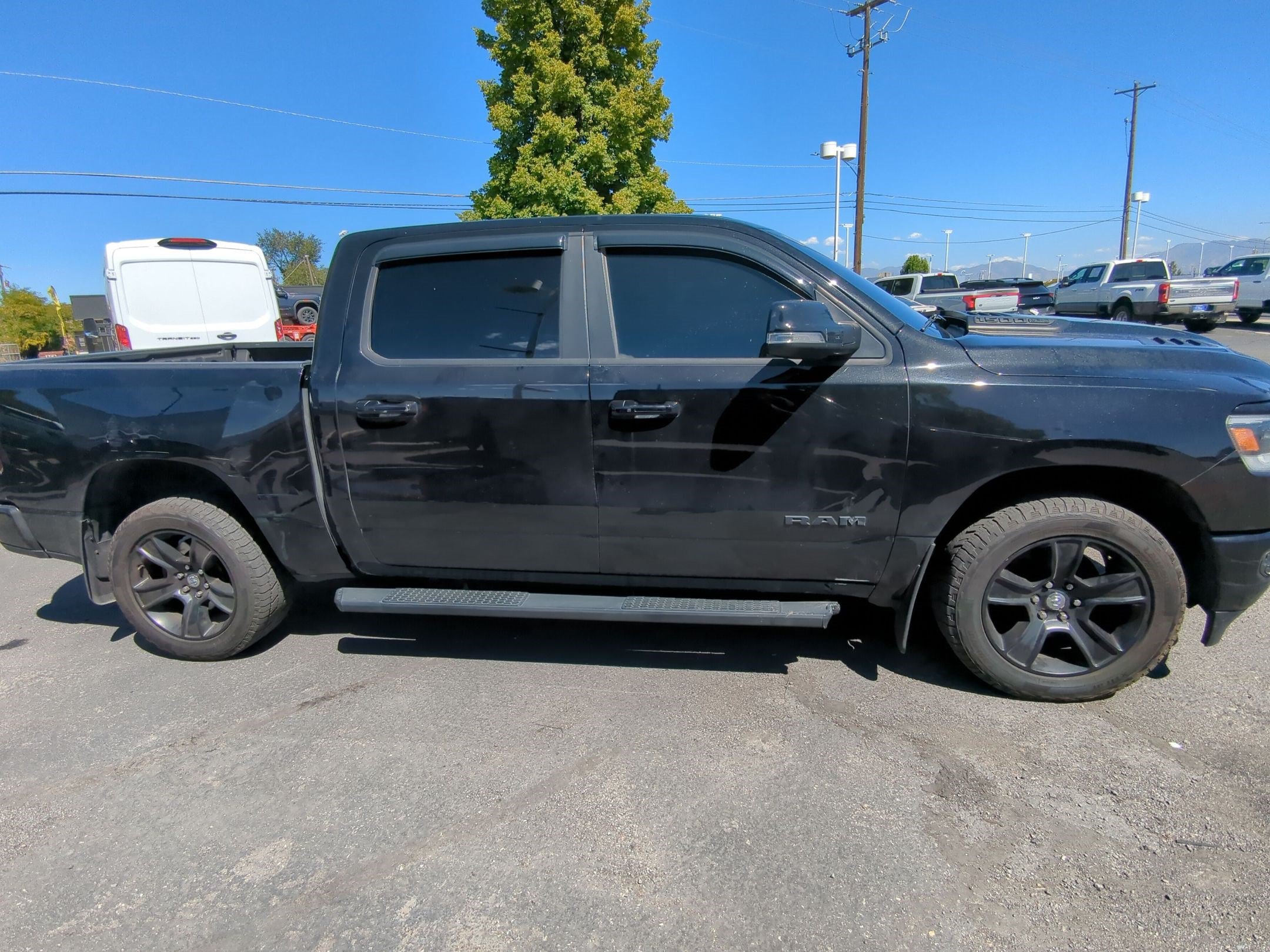 Used 2019 RAM 1500 Sport w/ Level 2 Equipment Group AWD/4WD image 2