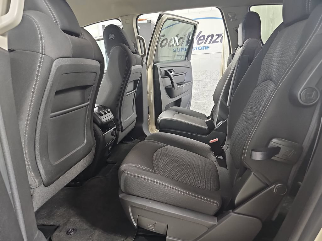 Used 2015 Chevrolet Traverse LT w/ Style and Technology Package AWD/4WD image 19