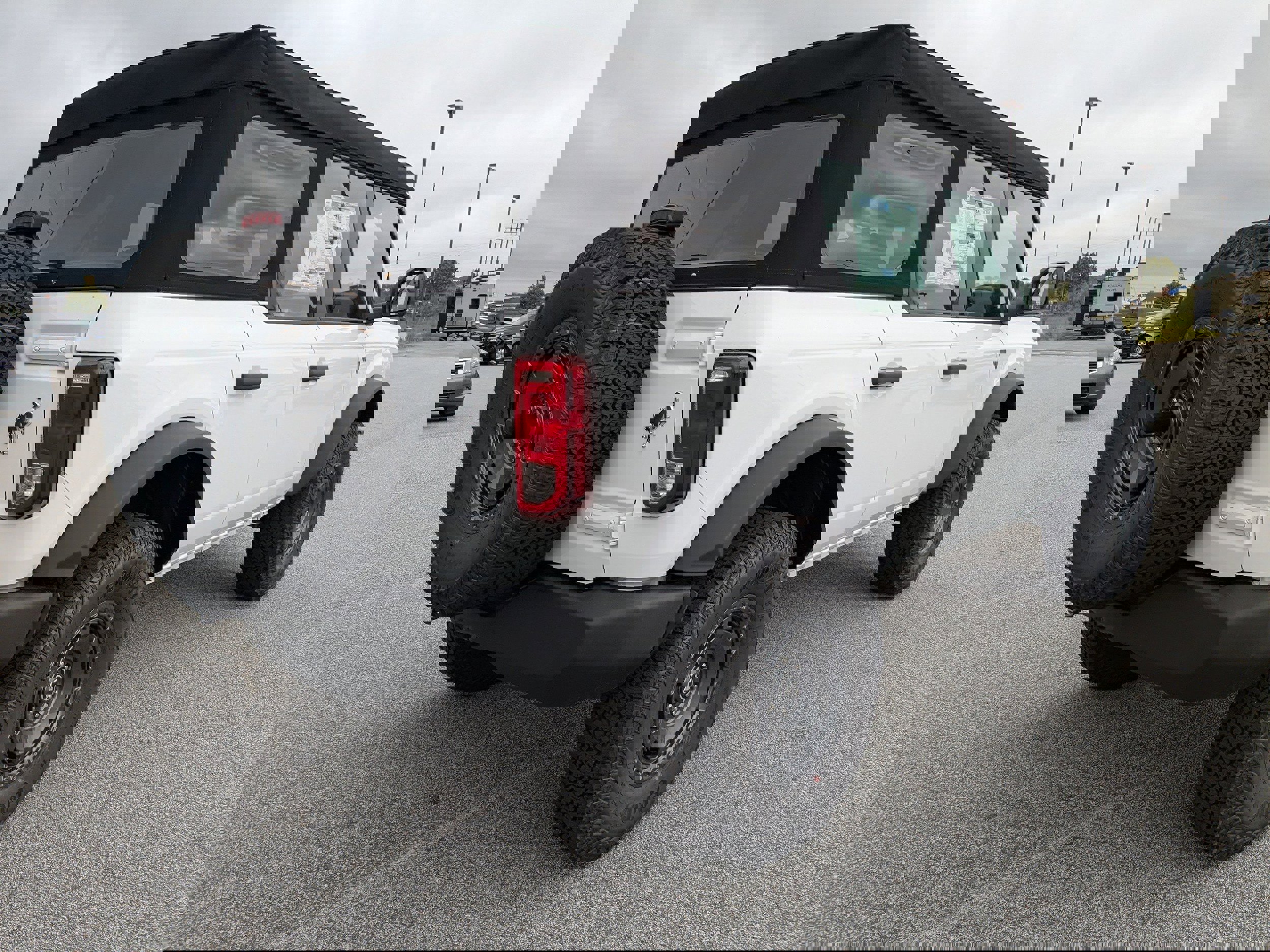 New 2025 Ford Bronco 4-Door w/ Sasquatch Package image 4