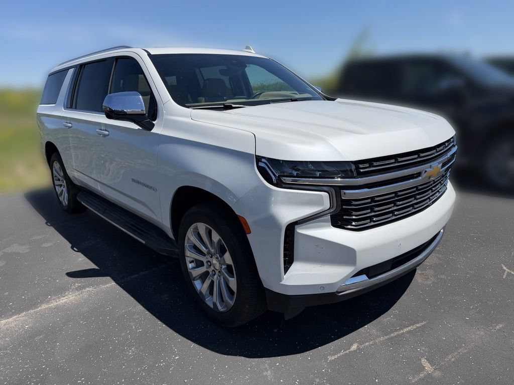 Used 2024 Chevrolet Suburban Premier AWD/4WD image 4