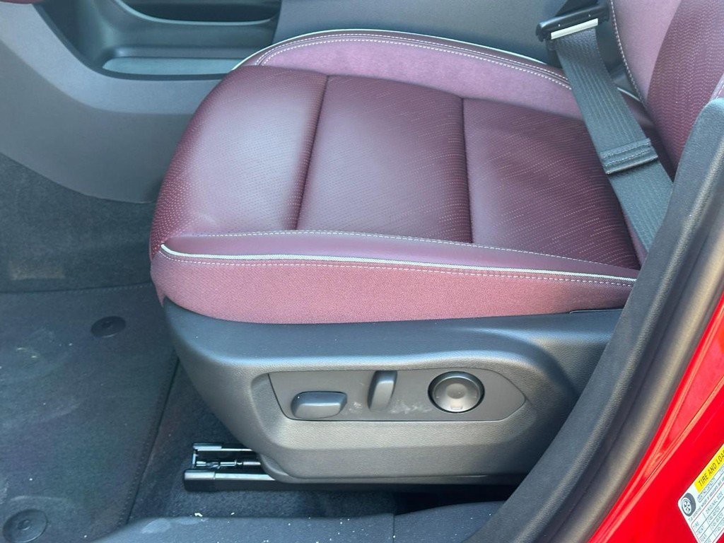 New 2025 Buick Envision Sport Touring image 12