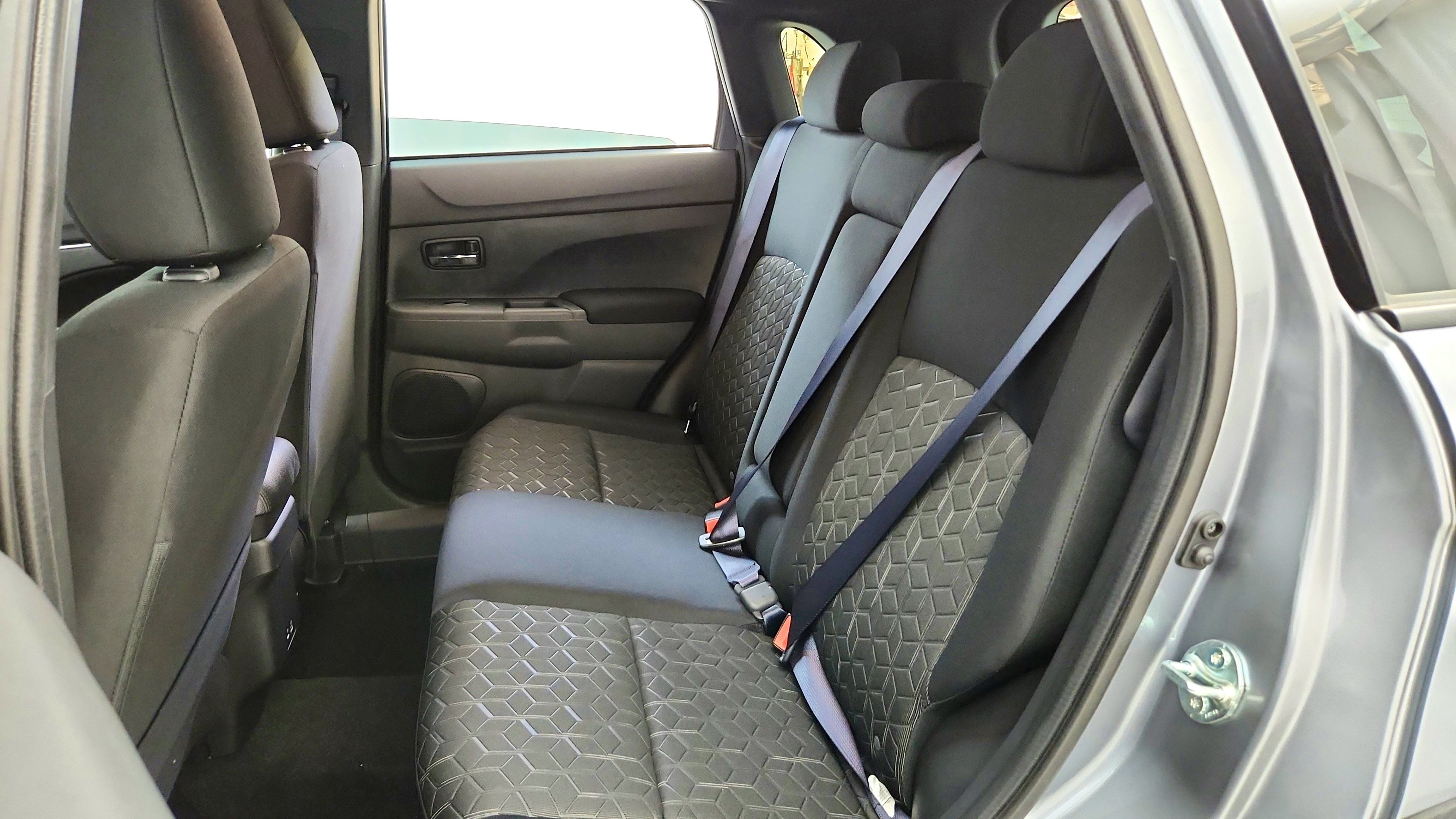 Used 2025 Mitsubishi Outlander Sport AWD image 25