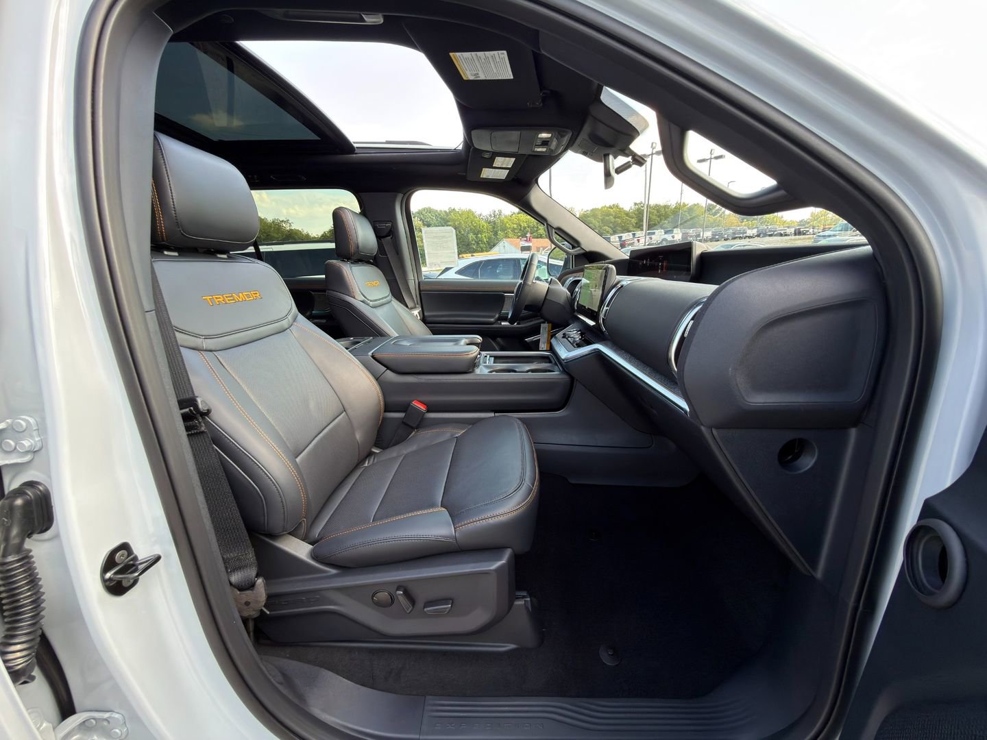 New 2025 Ford Expedition Tremor image 10
