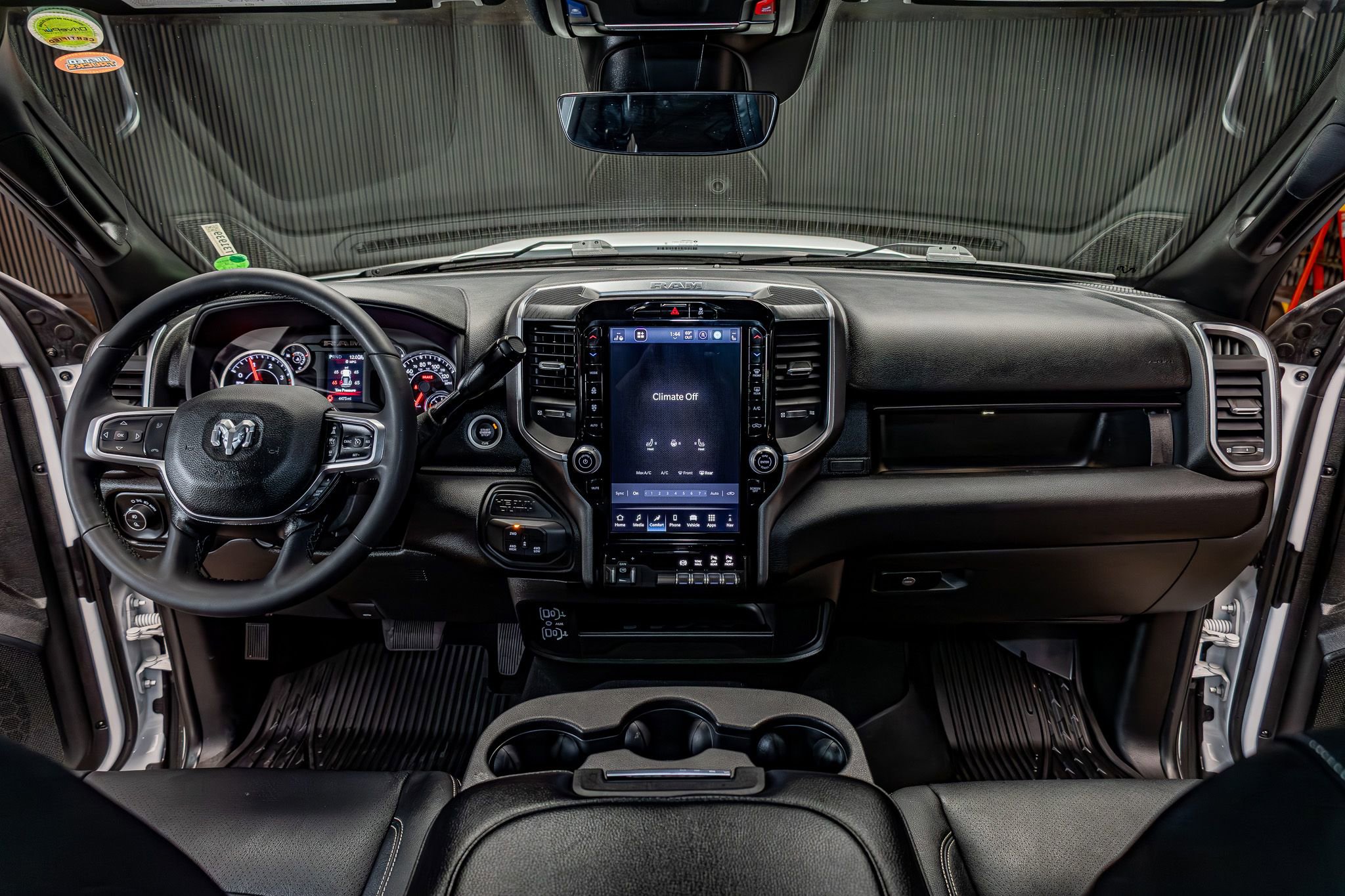 Used 2025 RAM 3500 Big Horn image 15