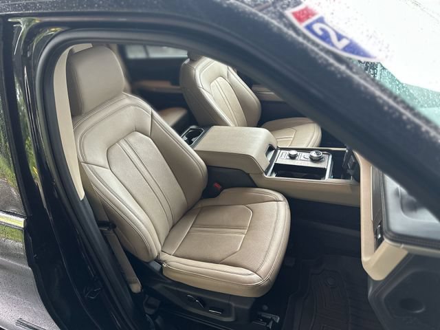 Certified 2023 Ford Expedition Limited AWD/4WD image 29