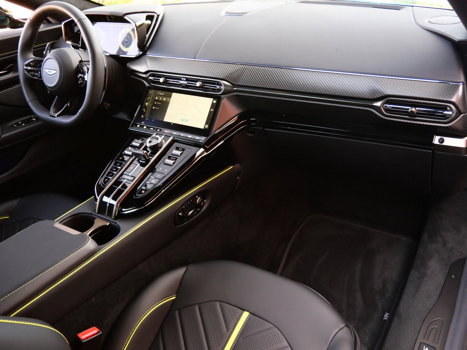 New 2026 Aston Martin V8 Vantage S RWD image 10