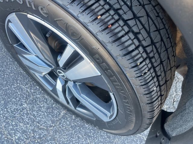 Used 2023 Nissan Rogue SL image 7