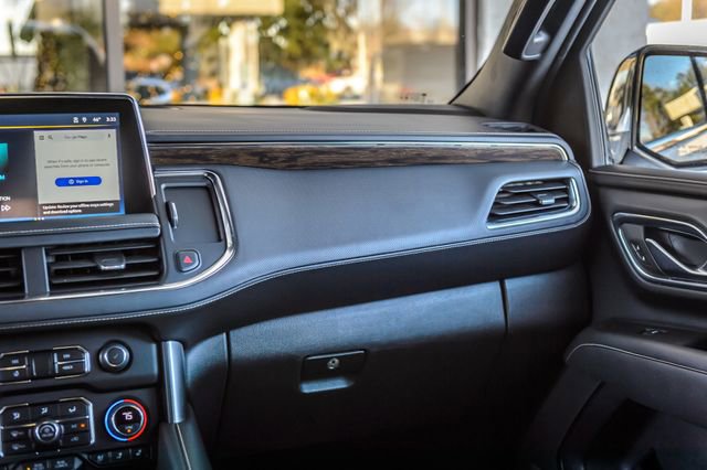 Used 2023 Chevrolet Suburban Premier image 45