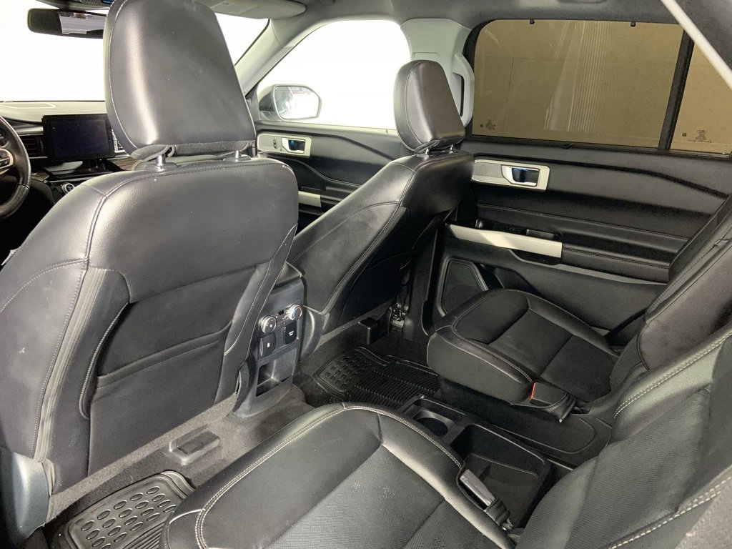 Used 2021 Ford Explorer Limited w/ Equipment Group 301A image 31