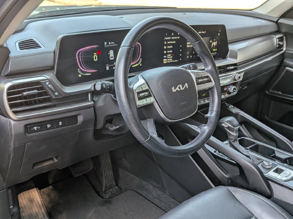 Used 2024 Kia Telluride S w/ S Sunroof Package FWD image 35