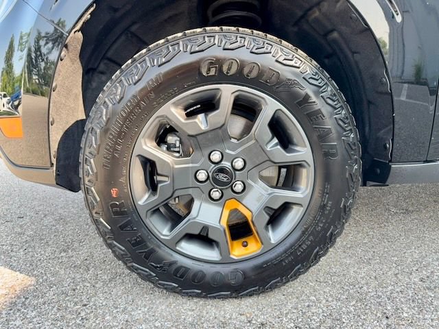 Used 2025 Ford Maverick Tremor AWD/4WD image 30