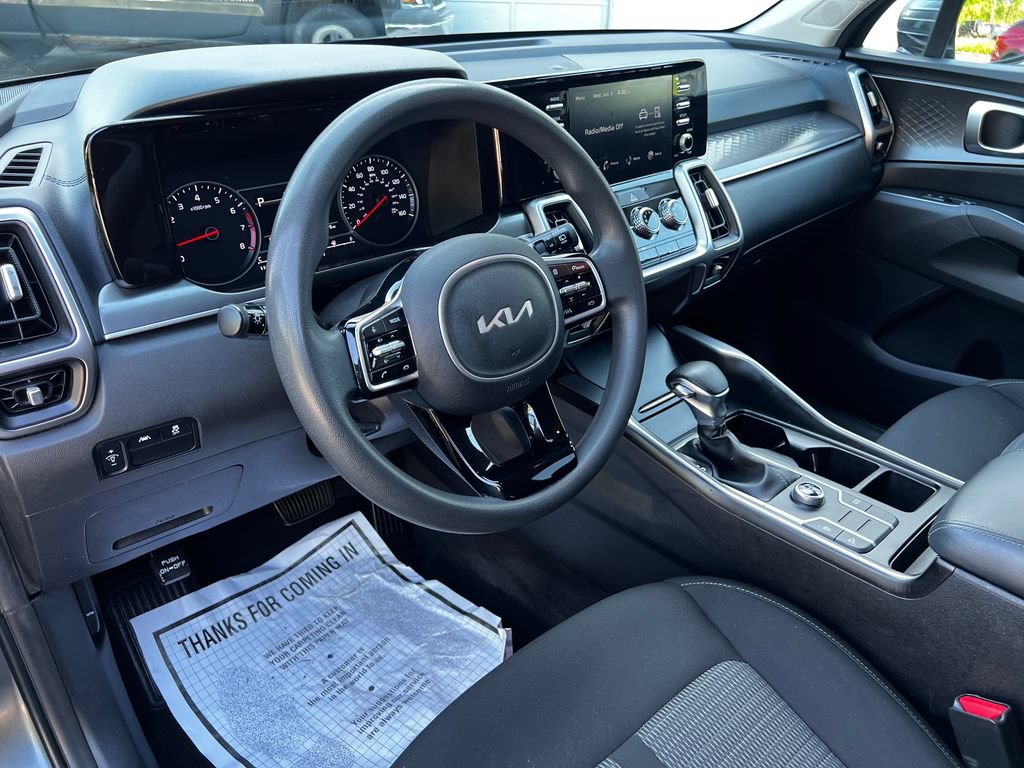 Used 2022 Kia Sorento LX FWD image 20