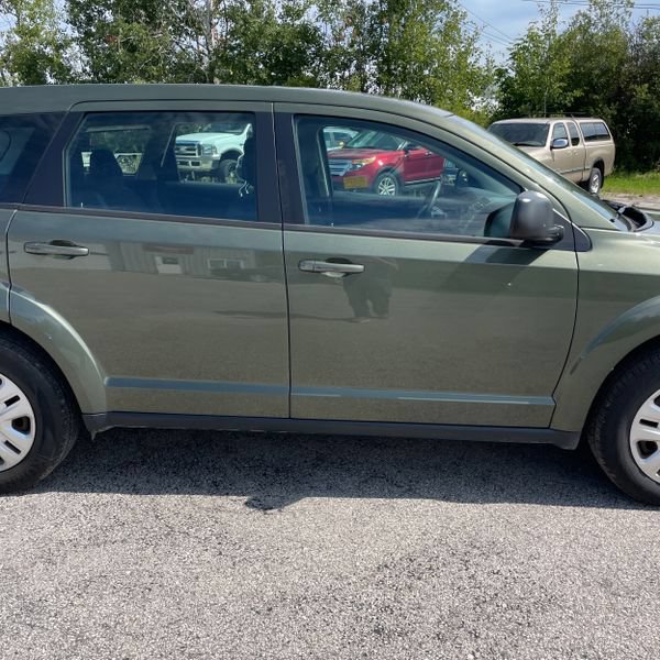 Used 2017 Dodge Journey SE FWD image 7