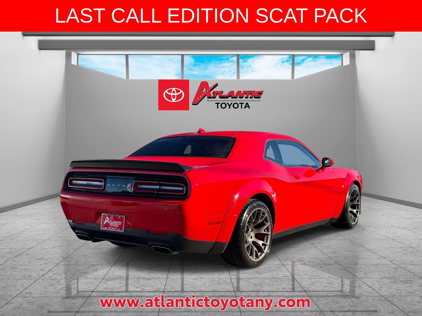 Used 2021 Dodge Challenger R/T Scat Pack RWD image 6